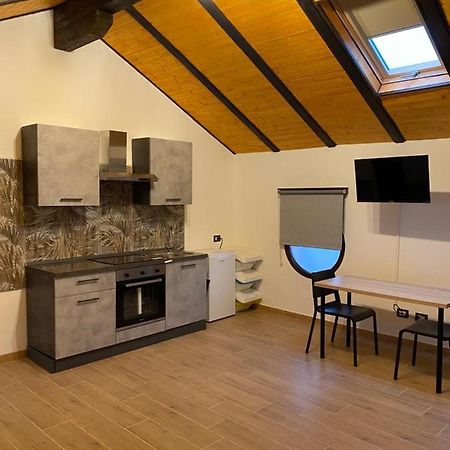 21House - Appartamento 2 Busto Arsizio Εξωτερικό φωτογραφία